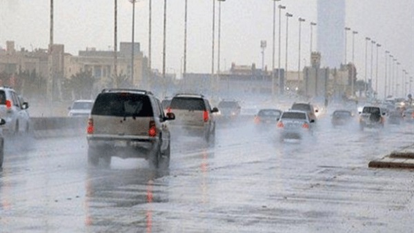 حالة الطقس اليوم : امطار غزيرة على الرياض وتقلبات جوية ورياح شديدة