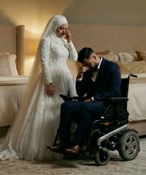 قصة أجبرتني زوجة أبي على الزواج من شاب ثري لكنه مُقعد