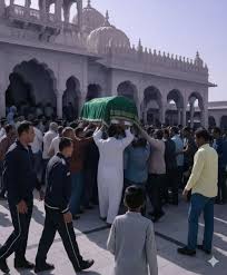 قصة الراجل دا وقف داخل المسجد وزعق أثناء الصلاة