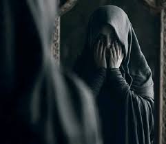 قصة كنت داخلة الحمام عشان أتفاجأ بمازن طالع منه