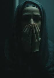 قصة واحدة صاحبتي قالتلي إن فيه واحدة ست قريبة من القاهرة طالبة شغالة